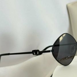 Picture of Valentino Sunglasses _SKUfw55564331fw